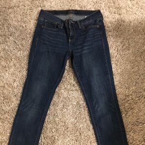 Lucky brand Charlie skinny jeans so soft